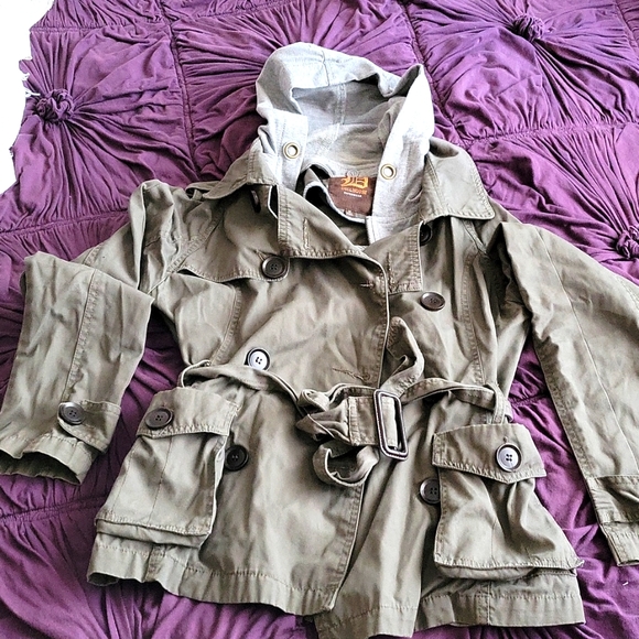 Army Green Cotton Jacket - Picture 1 of 8